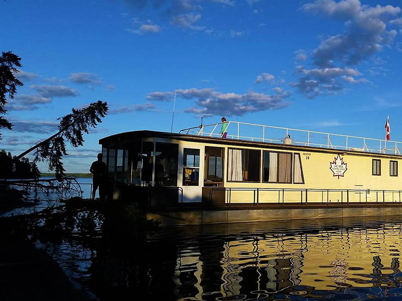 Lac Seul Floating Lodges photo 2