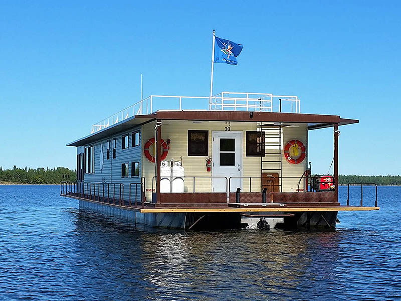 Lac Seul Floating Lodges photo 5